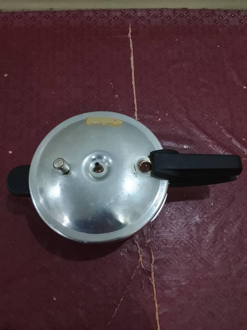 Pressure cooker 1