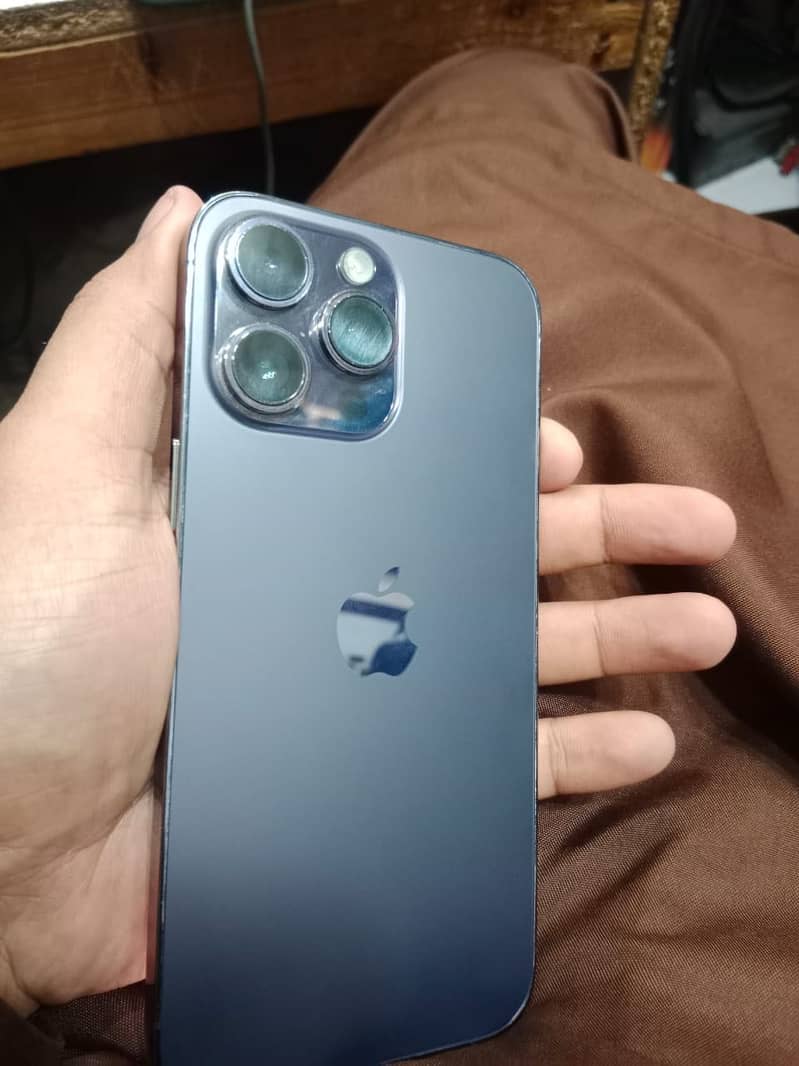 Apple iPhone 14 Pro Max 2