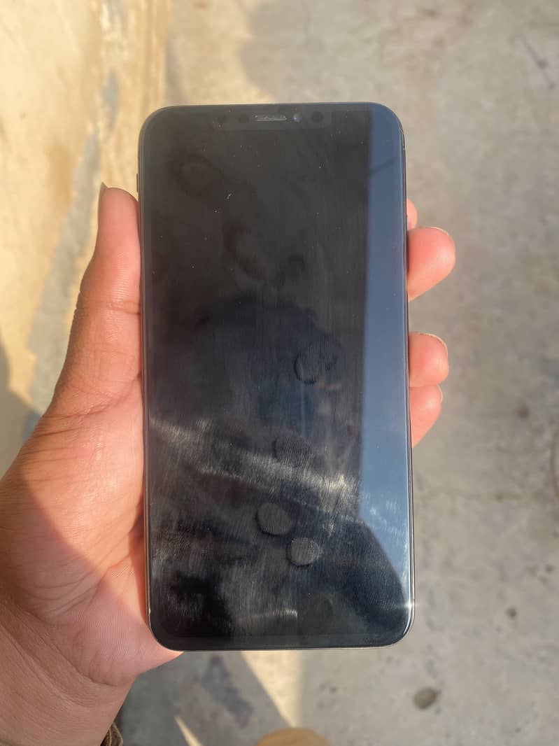 Apple iPhone XS Max 3