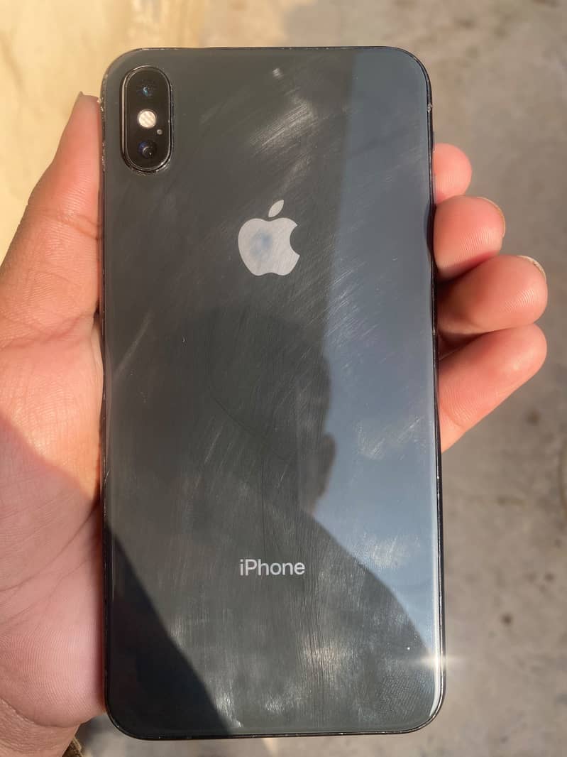 Apple iPhone XS Max 5