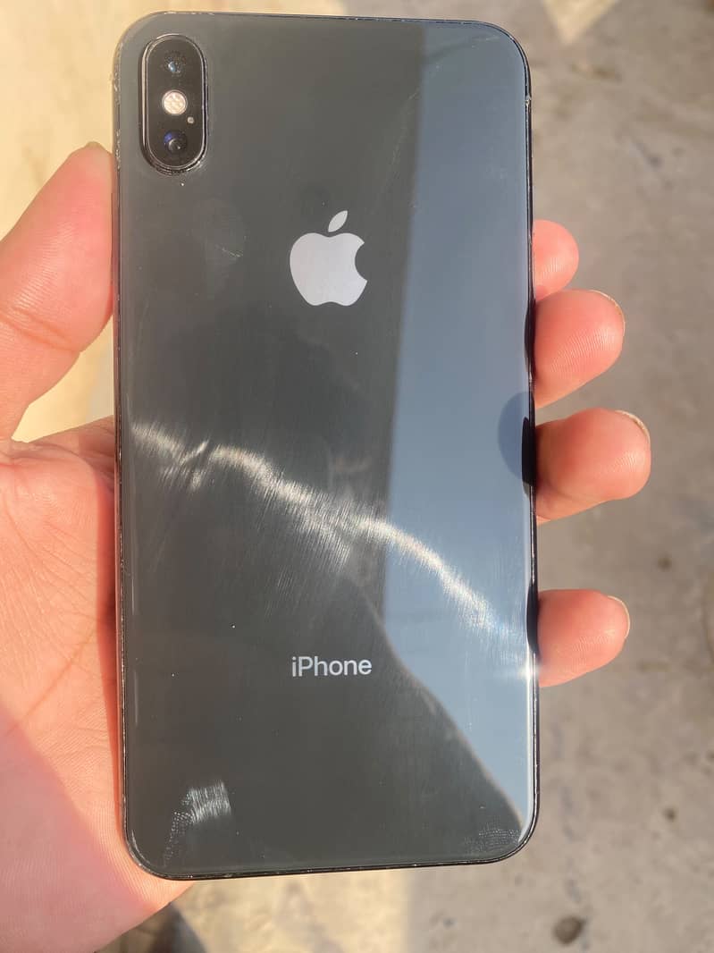 Apple iPhone XS Max 19