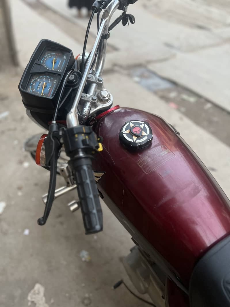 honada 125 2017 3