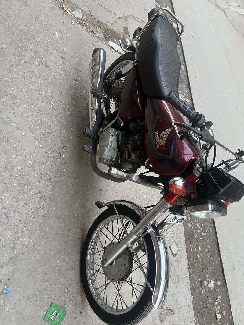 honada 125 2017 15