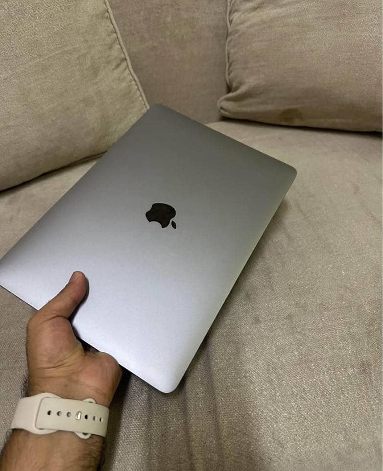 MacBook Pro M1 2
