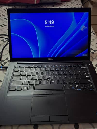 Dell LatDell Latiitude 7480 (Core i5 7th Gen | 12GB RAM | 256GB SSD)