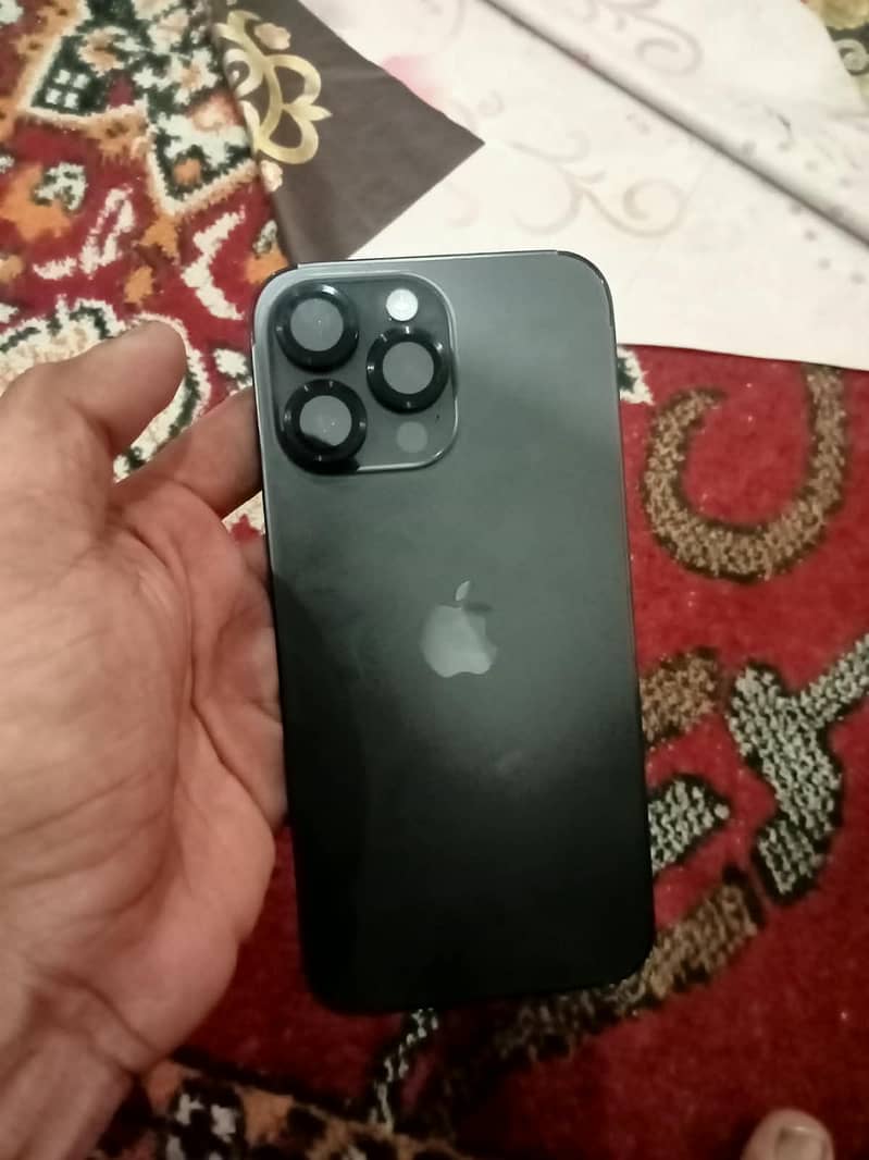 Apple iPhone 14 Pro 3