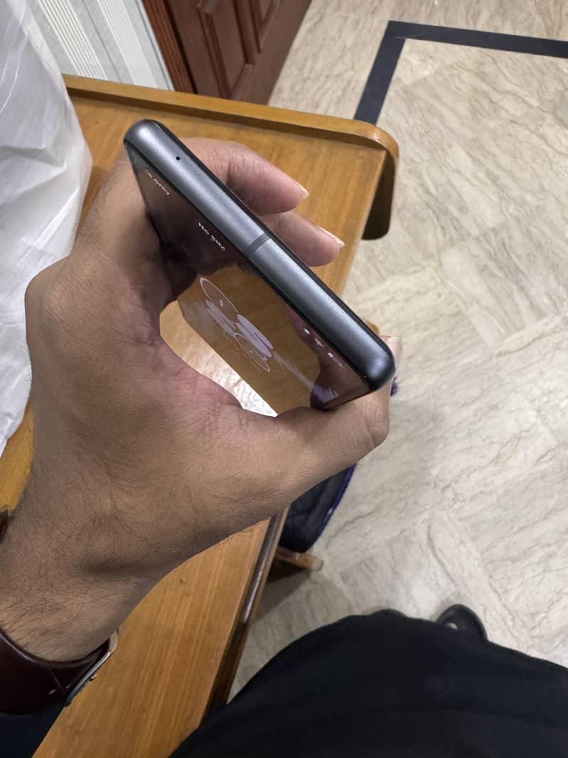 Google Pixel 7 5