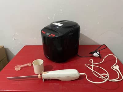 Ready Steady Cook Electric Automatic Breadmaker / Dough Maker