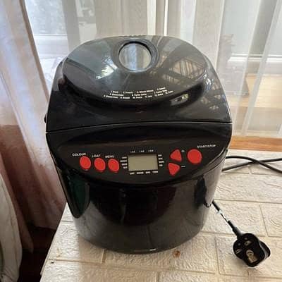 Ready Steady Cook Electric Automatic Breadmaker / Dough Maker 10