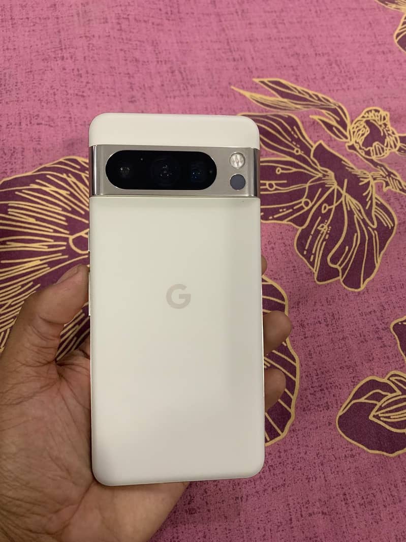 Google Pixel 8 Pro 0