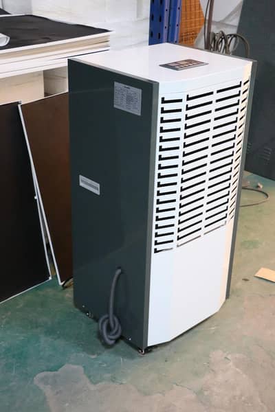Dehumidifier 138 litres/day Brand new i-TAC Dehumidifier