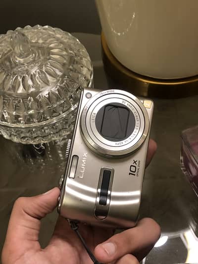 Panasonic LUMIX DMC-TZ2 digital camera for sale