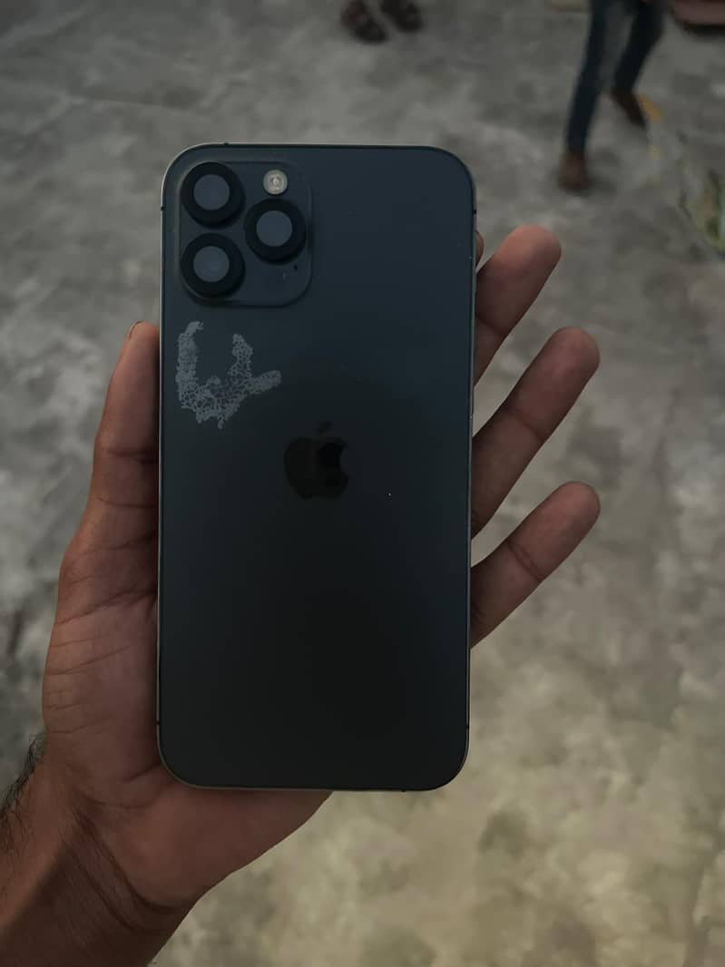 Apple iPhone 12 Pro Max 2