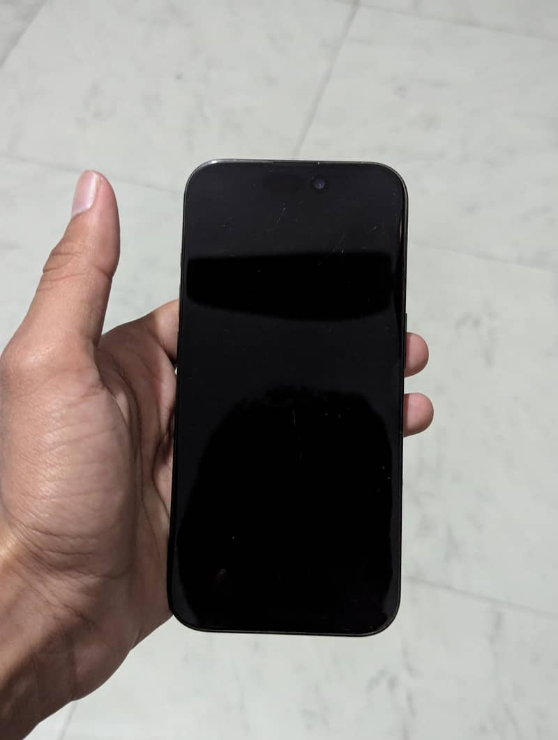 Apple iPhone 15 Pro 6