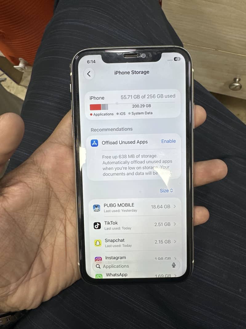 Apple iPhone 11 6