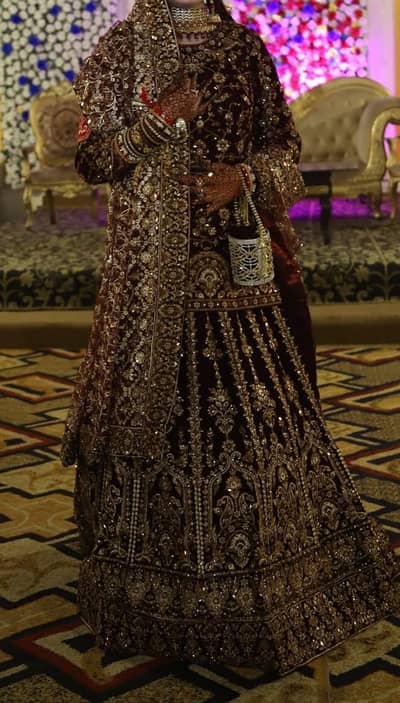 bridal lehenga with jewellery