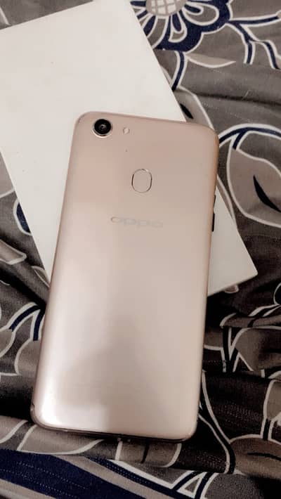 OPPO F5