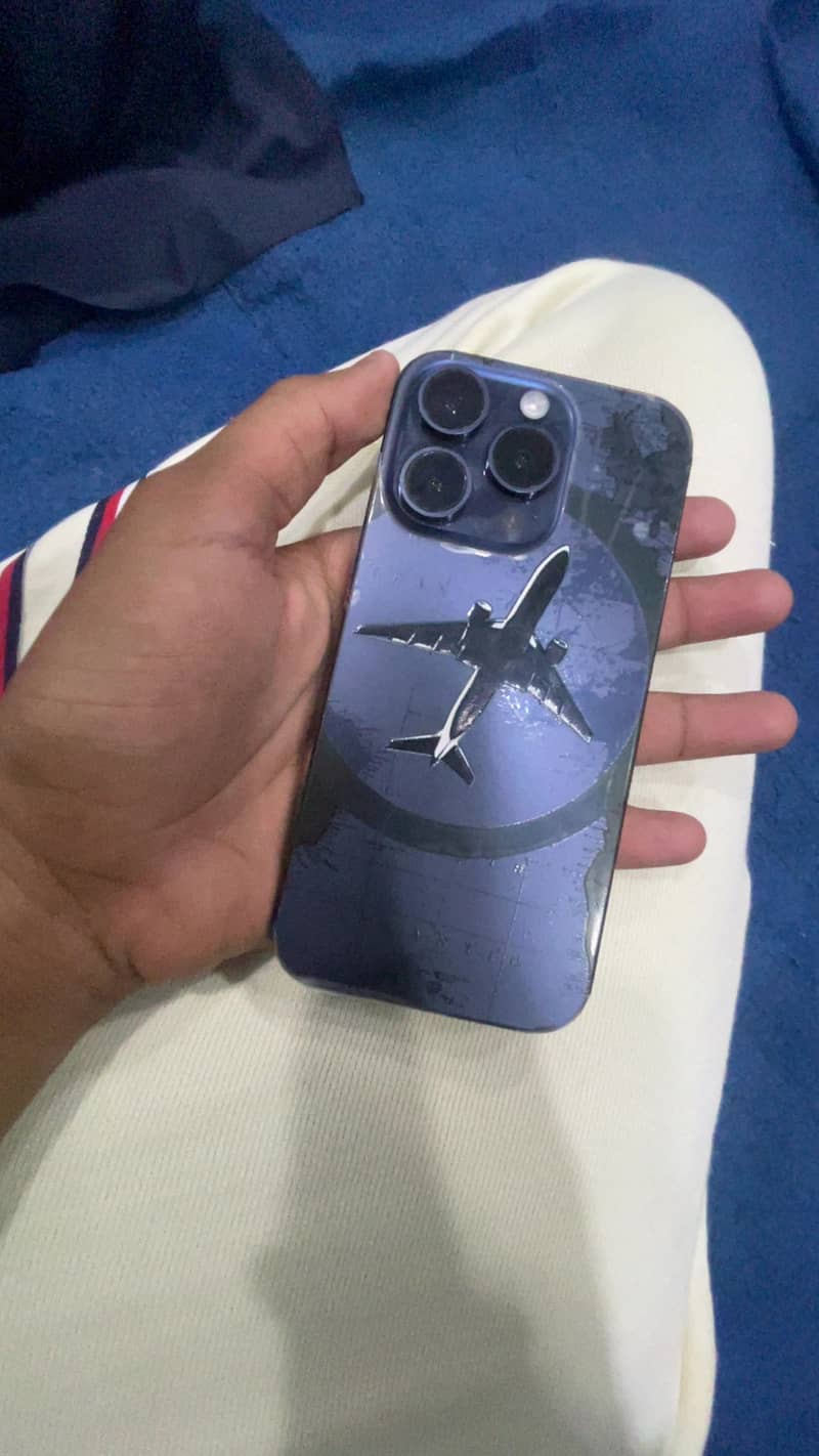 Apple iPhone 15 Pro 1