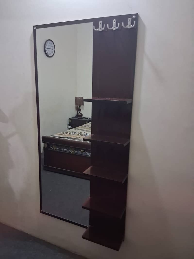Wall mounted dressing table 2