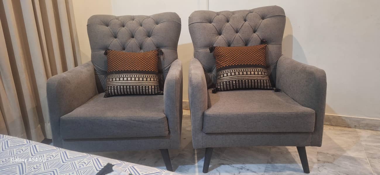 Single Sofa Chair (Pair) 0
