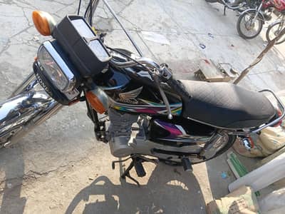 Honda 125 orignal parts all over ok conditen 10 bh 10