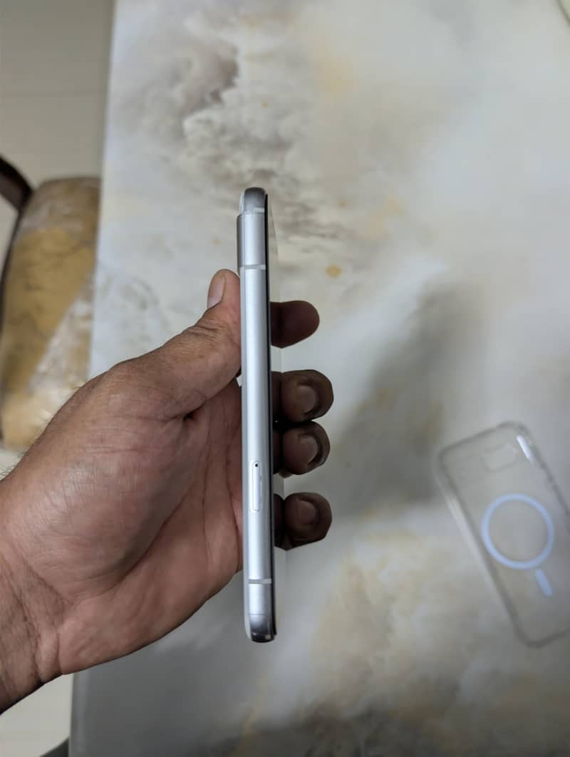 Google Pixel 8a 2