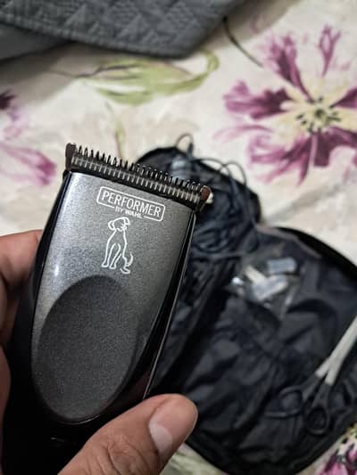 Pets hair clippers.  Impoeted UK   Device