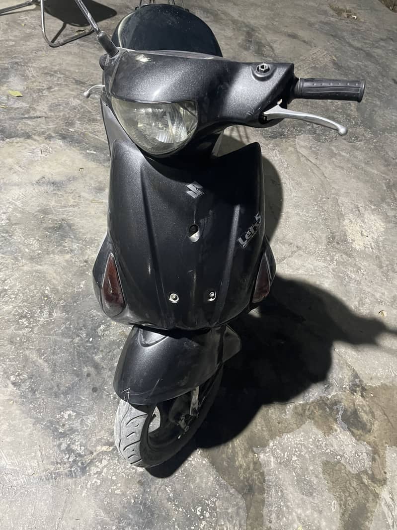 Scooty 49 cc 6