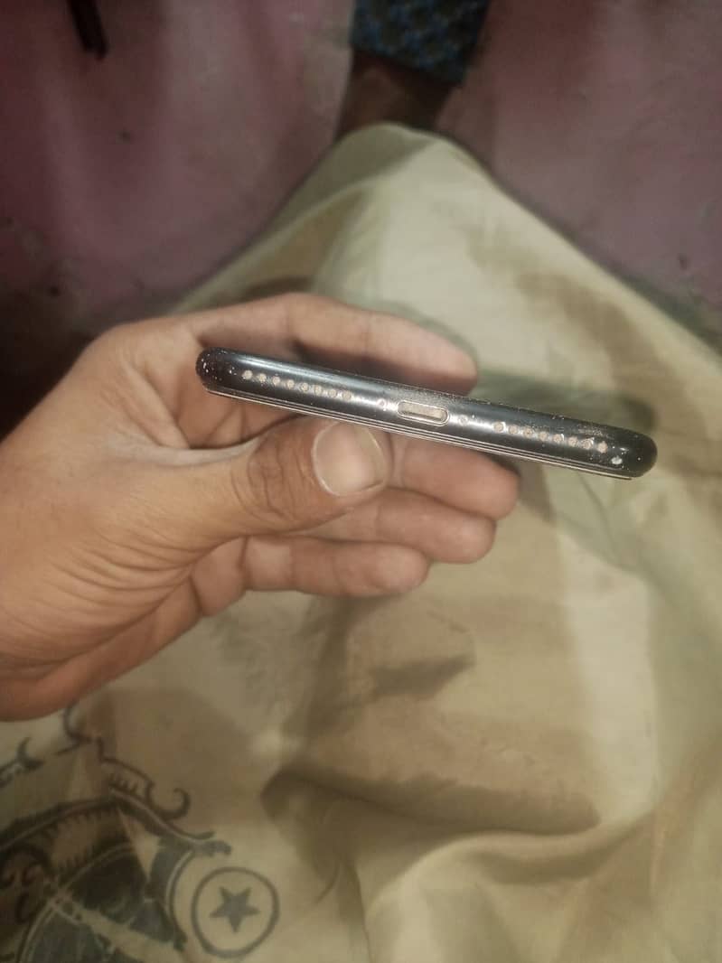 Apple iPhone 7 Plus 4