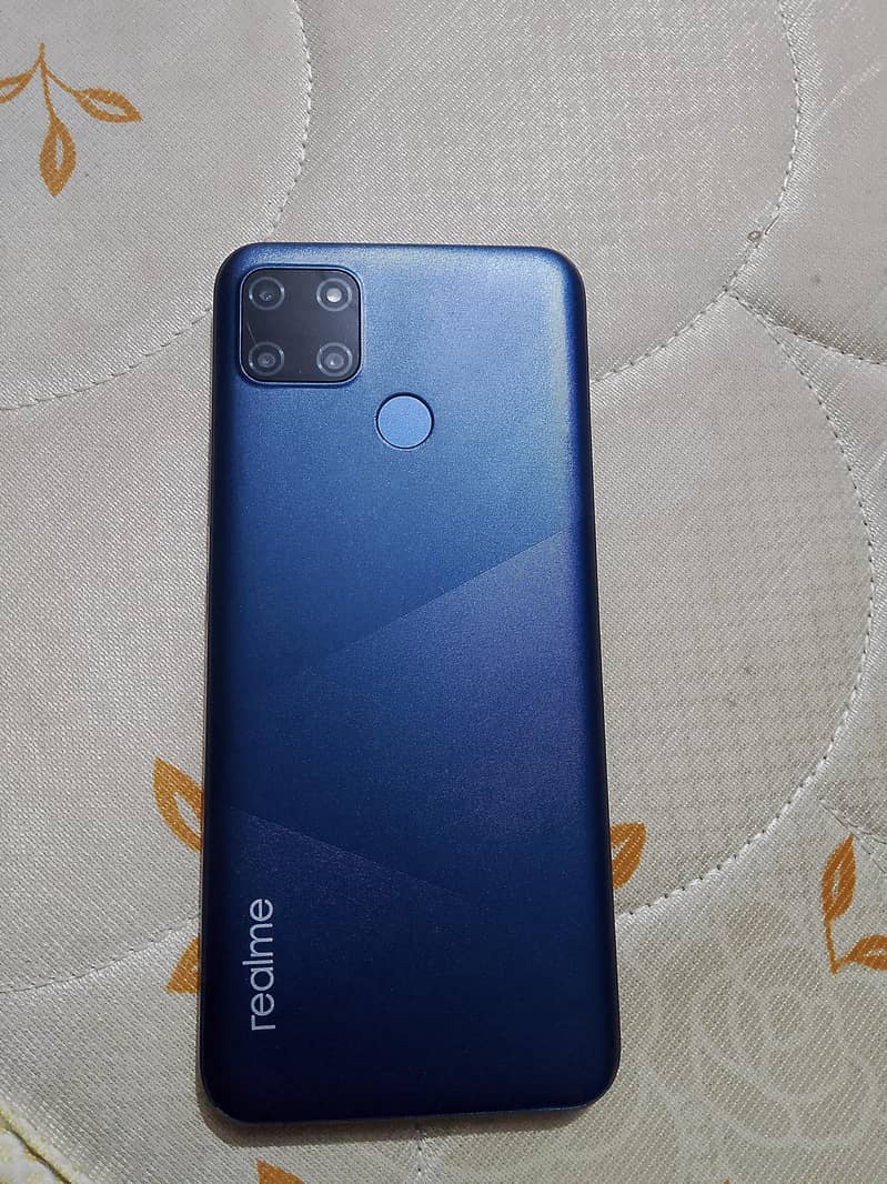 Realme C12 0