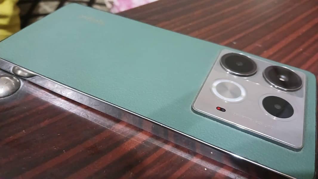 Infinix Note 40 7