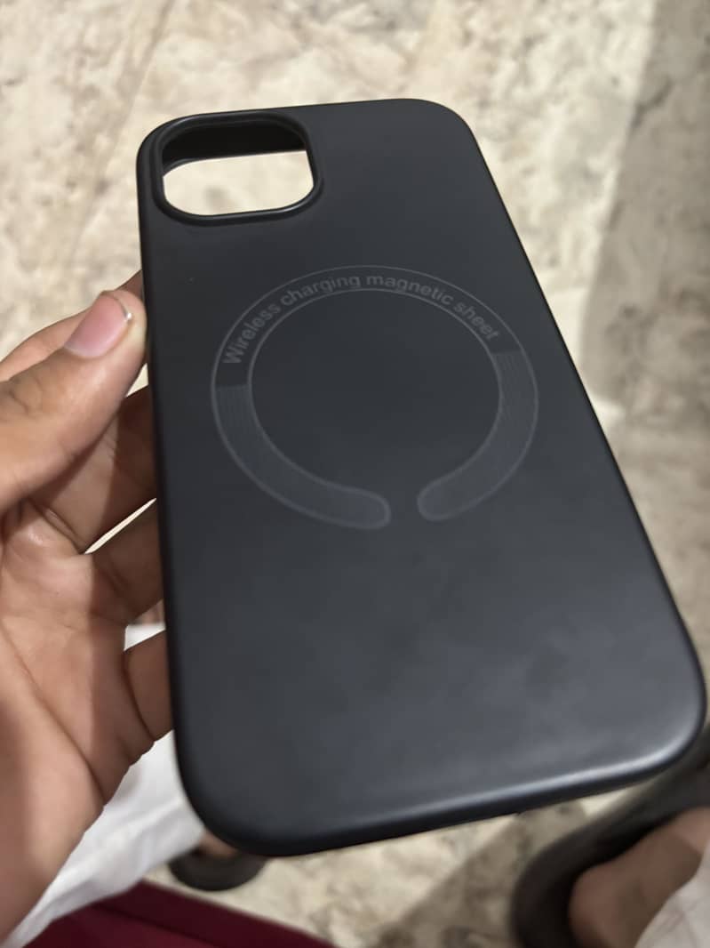 Apple iPhone 15 3