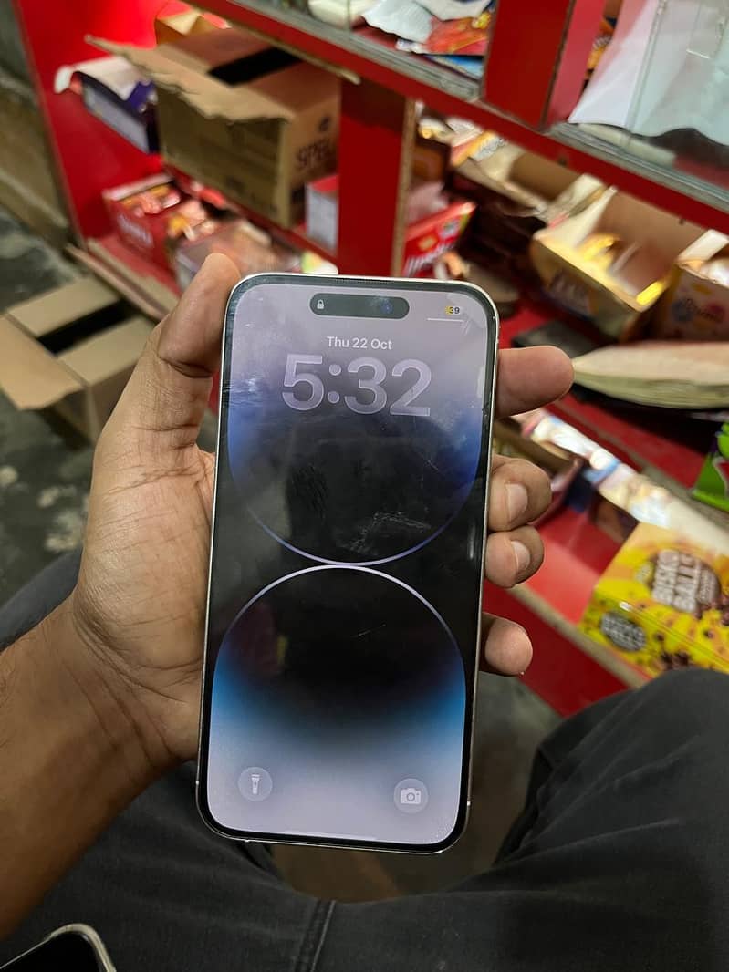 Apple iPhone 14 Pro Max 0