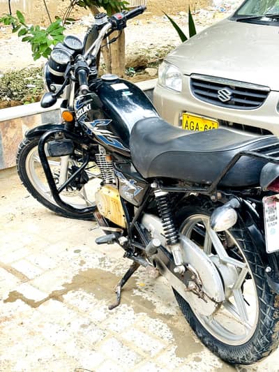 SUZUKI GS 150 2022