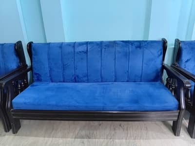 Sofa set and table set New condition