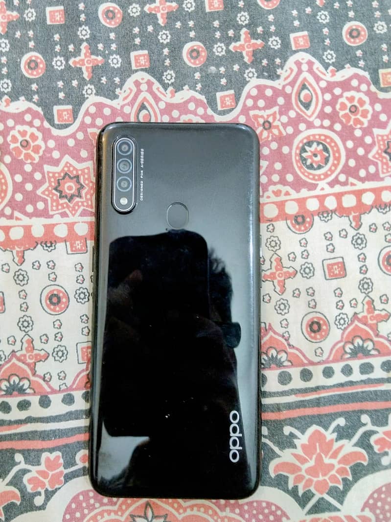 OPPO A31 1
