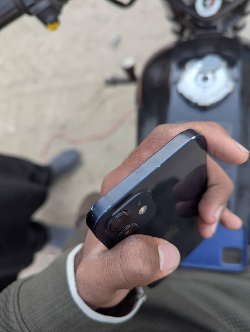 Iphone 12 5