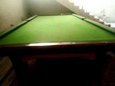 snooker table
