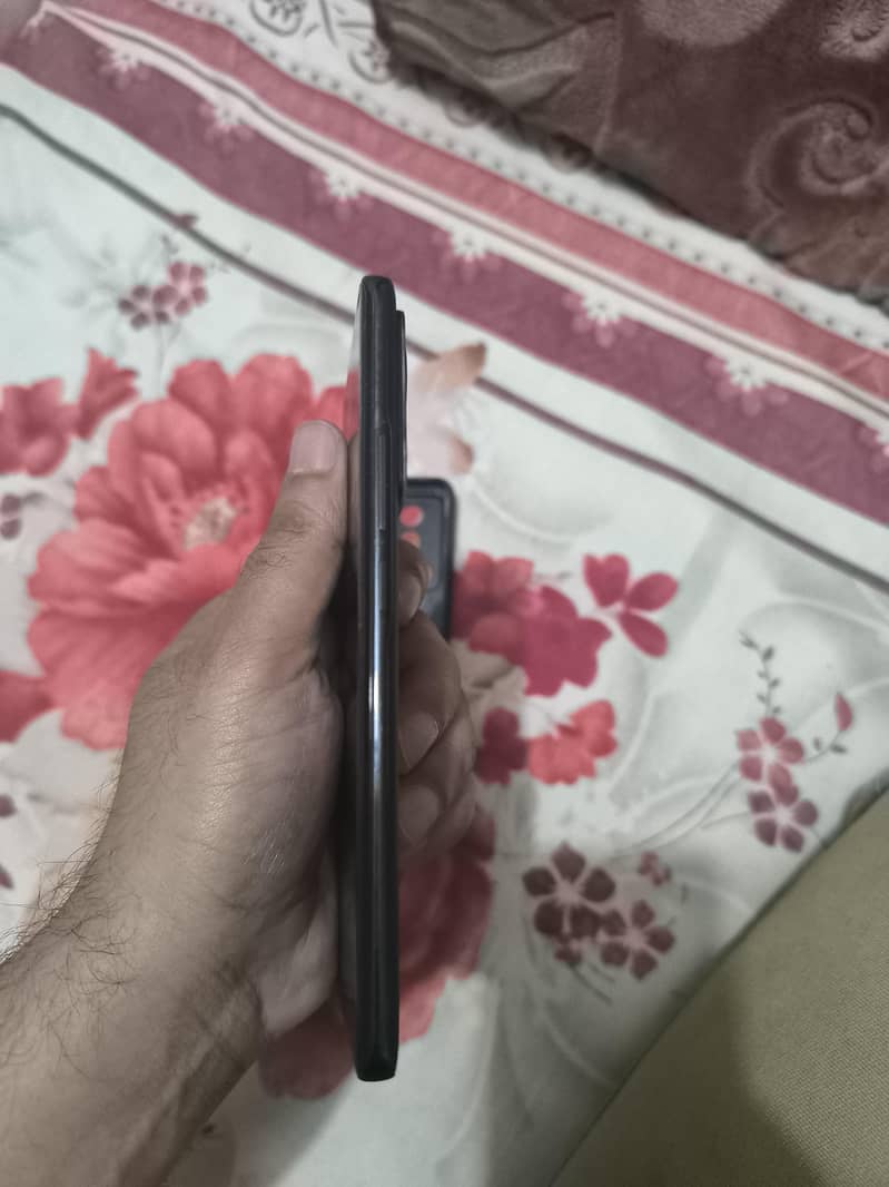 Xiaomi 13 Lite 2