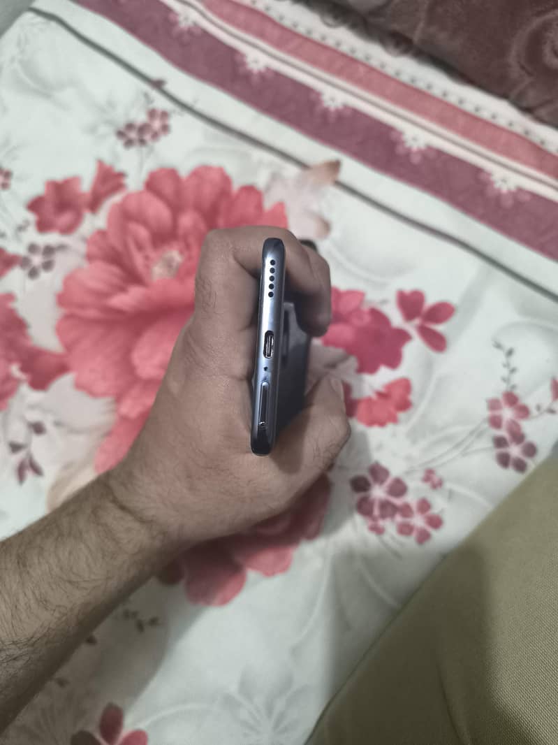 Xiaomi 13 Lite 3