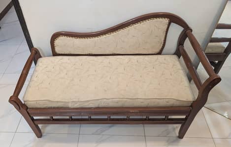 Premium 7-Seater Solid Wood Sofa Set - Elegant Classic Design.