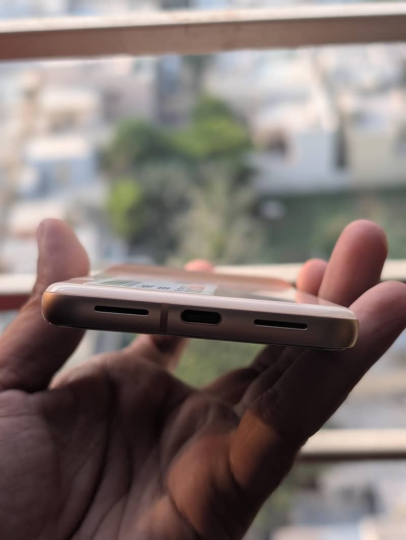 Google Pixel 8 3