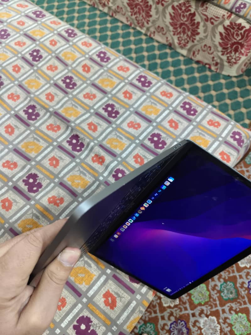 Apple Macbook pro 2016 2