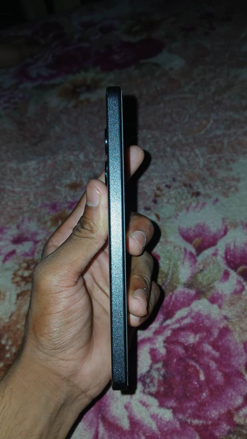 Xiaomi Redmi Note 13 2