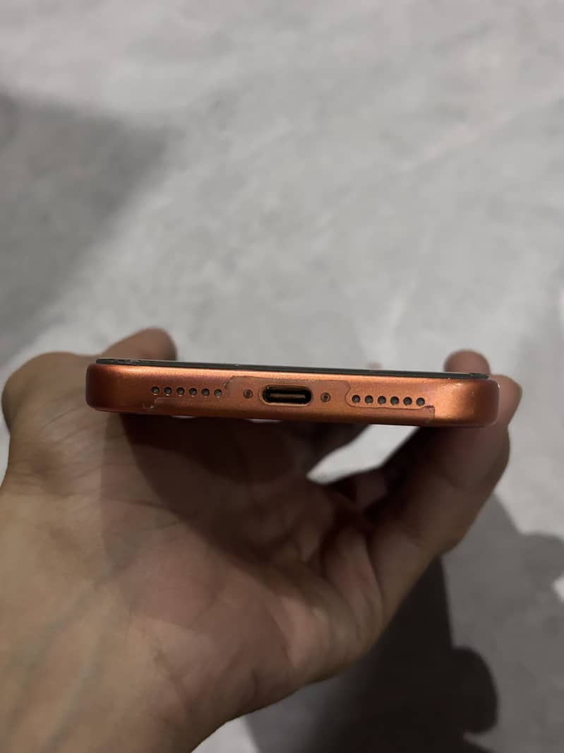 Apple iPhone 17 Pro Max 6