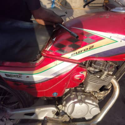 Honda Deluxe 125 Fuel tank and tappy for sale