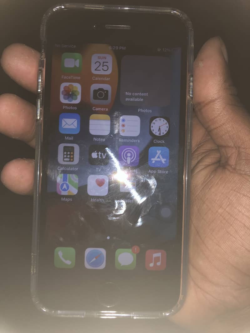 Apple iPhone 7 3