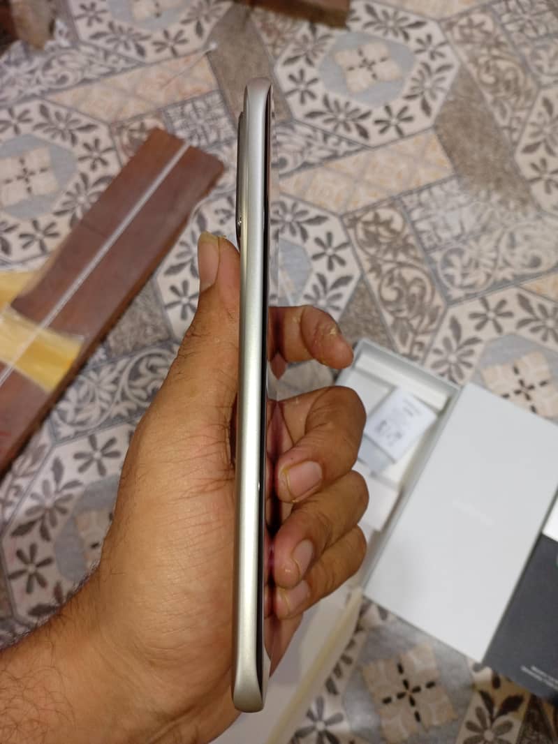 Infinix note edge 5g 1