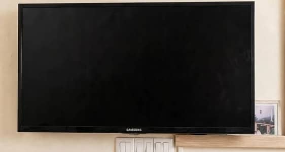 LED TV