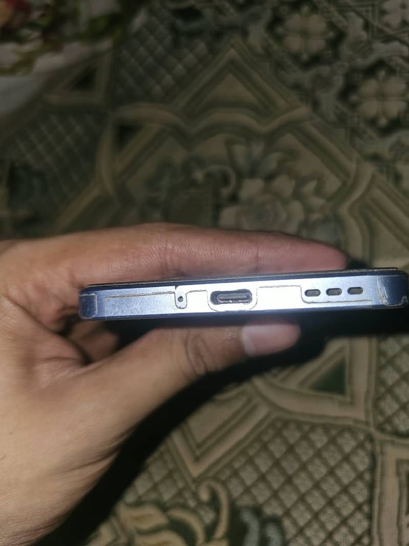OPPO Reno11 5